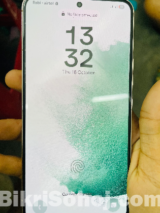 Samsung S22